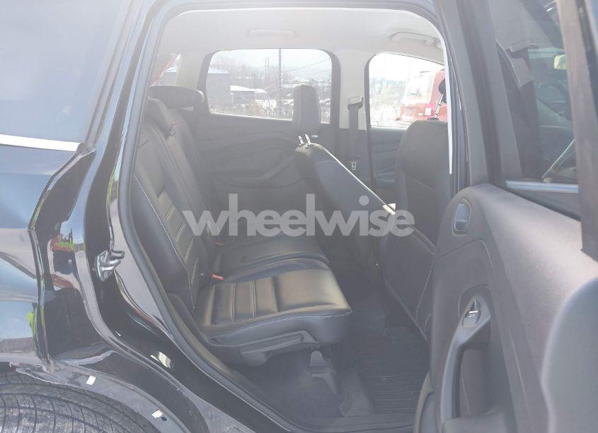 Photo 8 of 2019 Ford Escape SEL (VIN 1FMCU9HD4KUA23690)