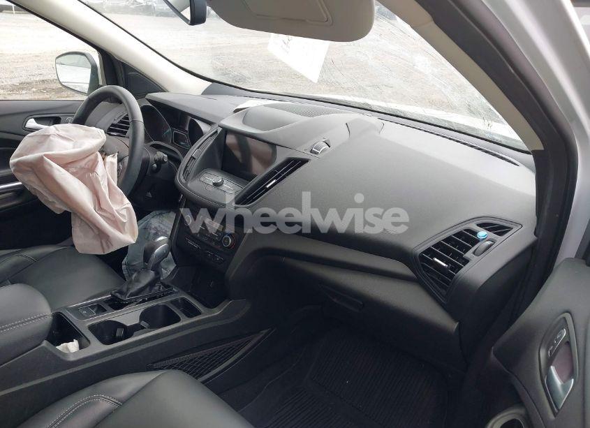 Photo 5 of 2019 Ford Escape SEL (VIN 1FMCU9HD4KUA88085)