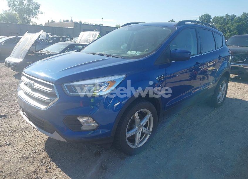 Photo 2 of 2019 Ford Escape SEL (VIN 1FMCU9HD4KUC31939)