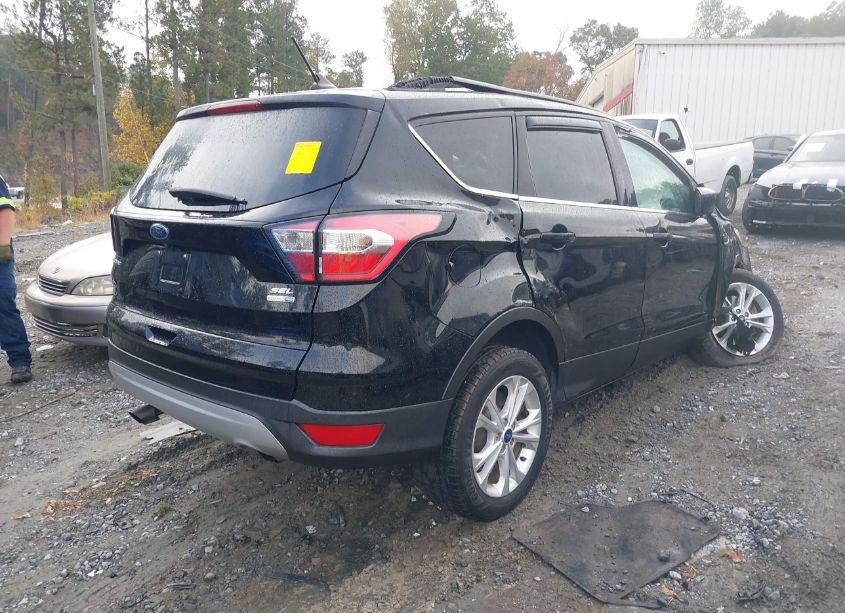 Photo 4 of 2018 Ford Escape SEL (VIN 1FMCU9HD5JUA21445)