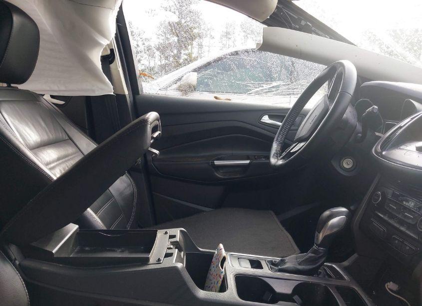 Photo 5 of 2018 Ford Escape SEL (VIN 1FMCU9HD5JUA21445)