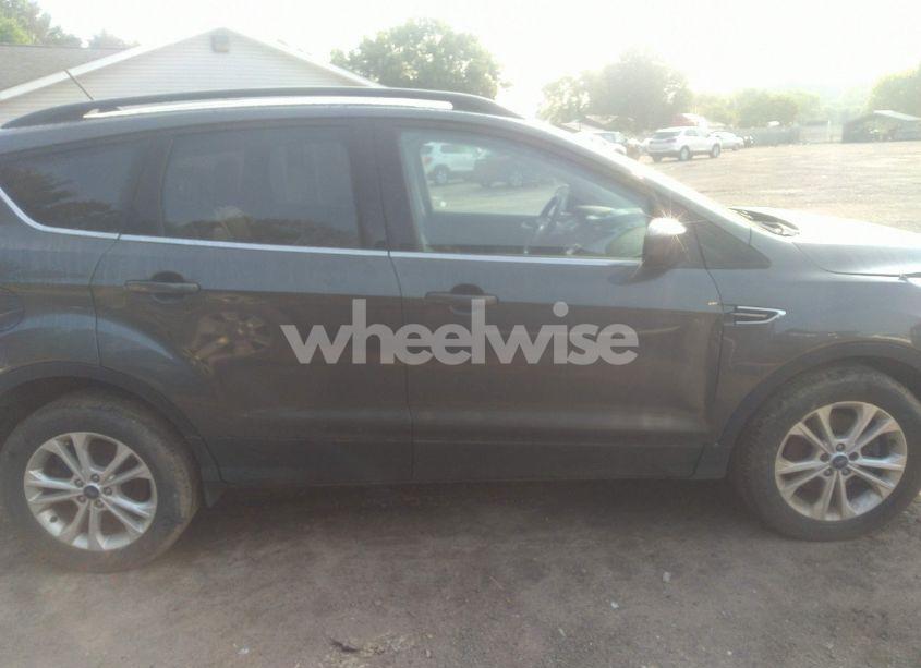 Photo 13 of 2018 Ford Escape SEL (VIN 1FMCU9HD5JUA28766)