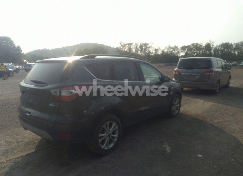 Photo 4 of 2018 Ford Escape SEL (VIN 1FMCU9HD5JUA28766)