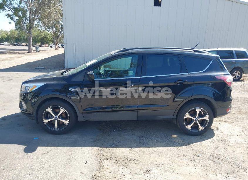 Photo 14 of 2018 Ford Escape SEL (VIN 1FMCU9HD5JUA31344)