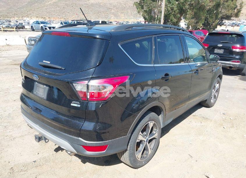 Photo 4 of 2018 Ford Escape SEL (VIN 1FMCU9HD5JUA31344)
