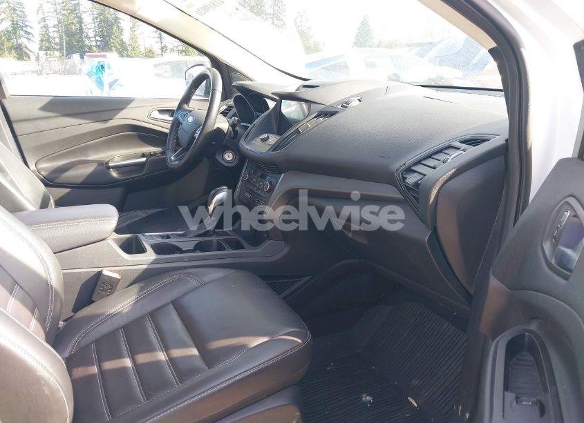 Photo 5 of 2018 Ford Escape SEL (VIN 1FMCU9HD5JUA42764)