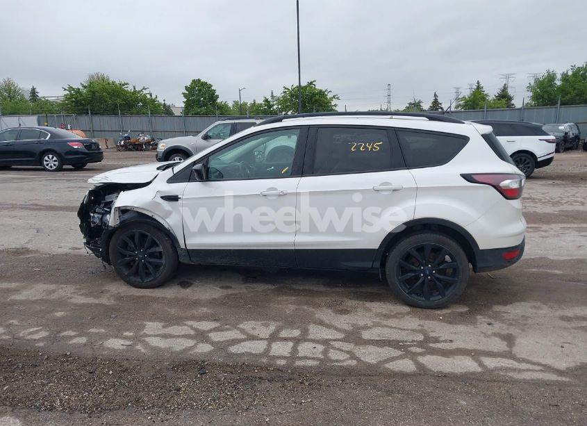 Photo 14 of 2018 Ford Escape SEL (VIN 1FMCU9HD5JUC28630)