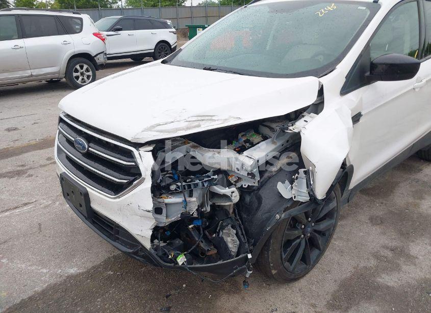 Photo 6 of 2018 Ford Escape SEL (VIN 1FMCU9HD5JUC28630)