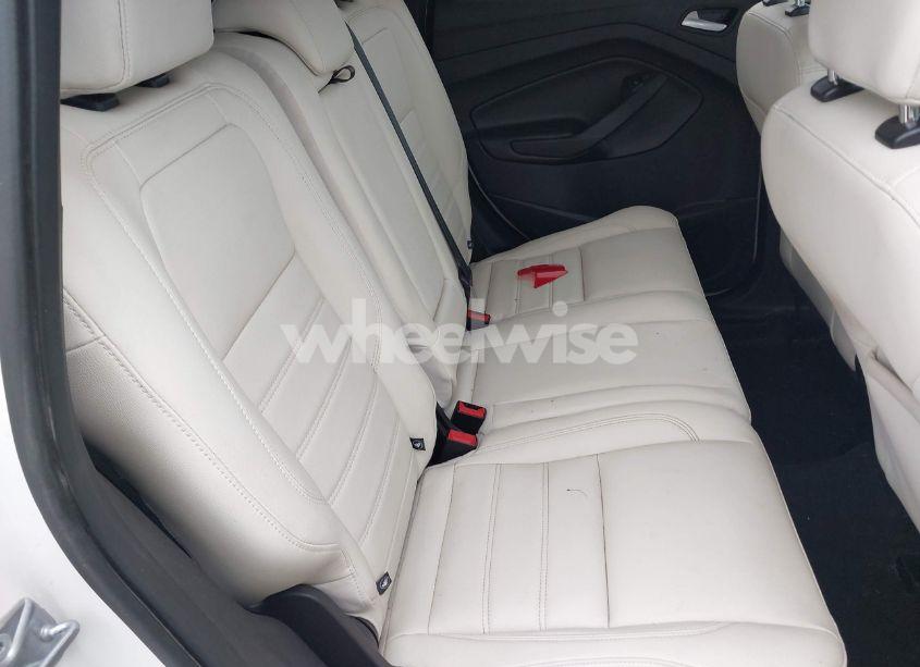 Photo 8 of 2018 Ford Escape SEL (VIN 1FMCU9HD5JUC28630)