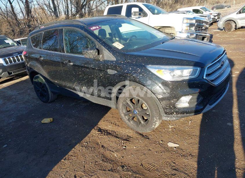 2018 Ford Escape SEL (VIN 1FMCU9HD5JUD57628) main photo