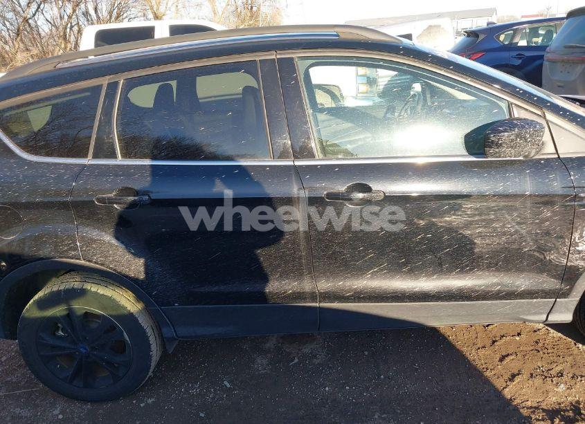 Photo 13 of 2018 Ford Escape SEL (VIN 1FMCU9HD5JUD57628)