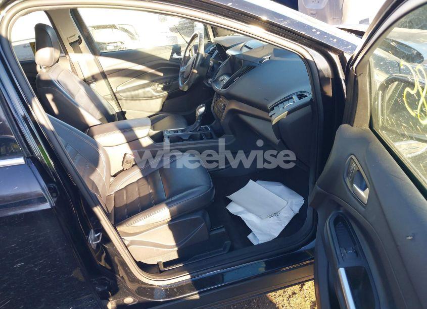 Photo 5 of 2018 Ford Escape SEL (VIN 1FMCU9HD5JUD57628)