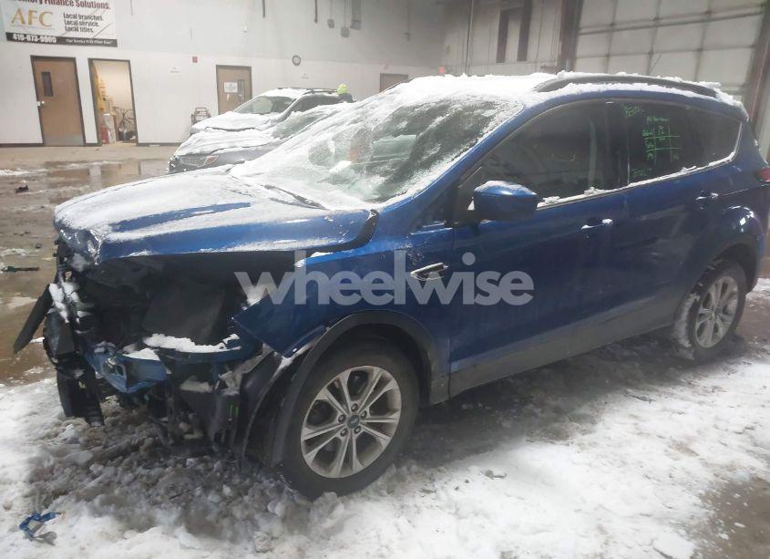 Photo 2 of 2019 Ford Escape SEL (VIN 1FMCU9HD5KUA04002)