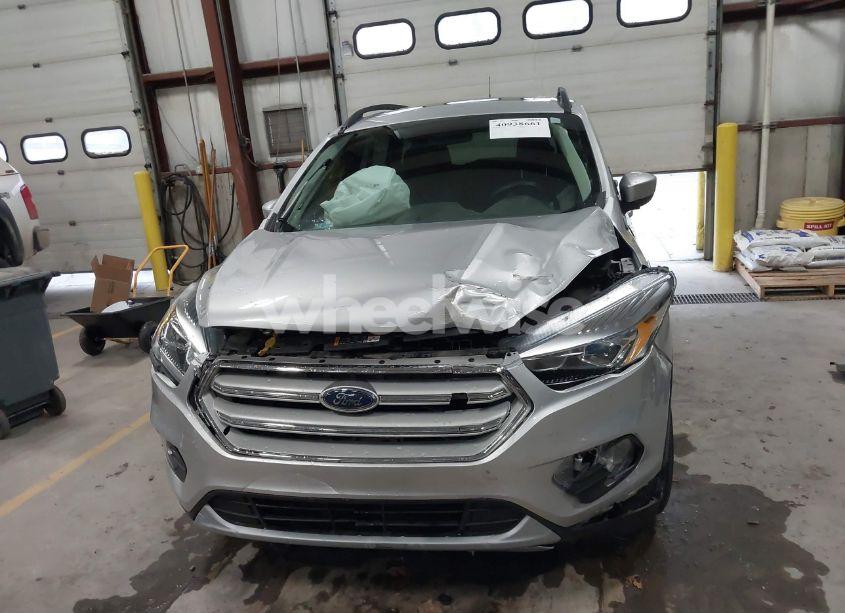 Photo 12 of 2019 Ford Escape SEL (VIN 1FMCU9HD5KUA15937)