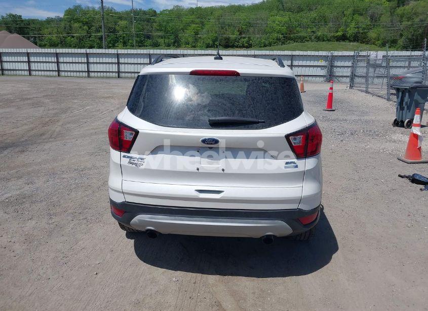 Photo 17 of 2019 Ford Escape SEL (VIN 1FMCU9HD5KUB19019)