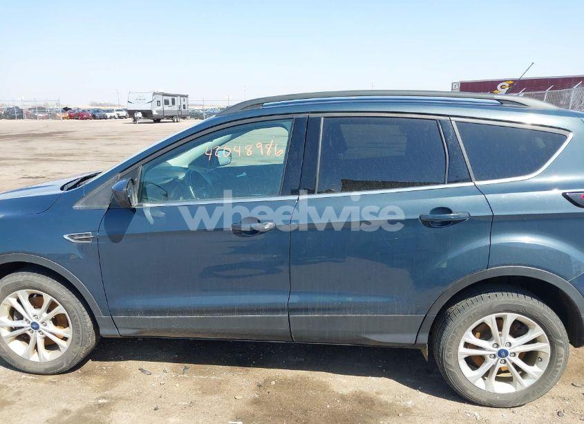 Photo 14 of 2019 Ford Escape SEL (VIN 1FMCU9HD5KUC35398)