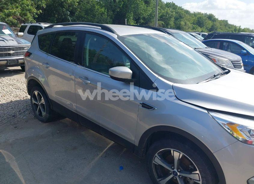 Photo 13 of 2018 Ford Escape SEL (VIN 1FMCU9HD6JUA16965)