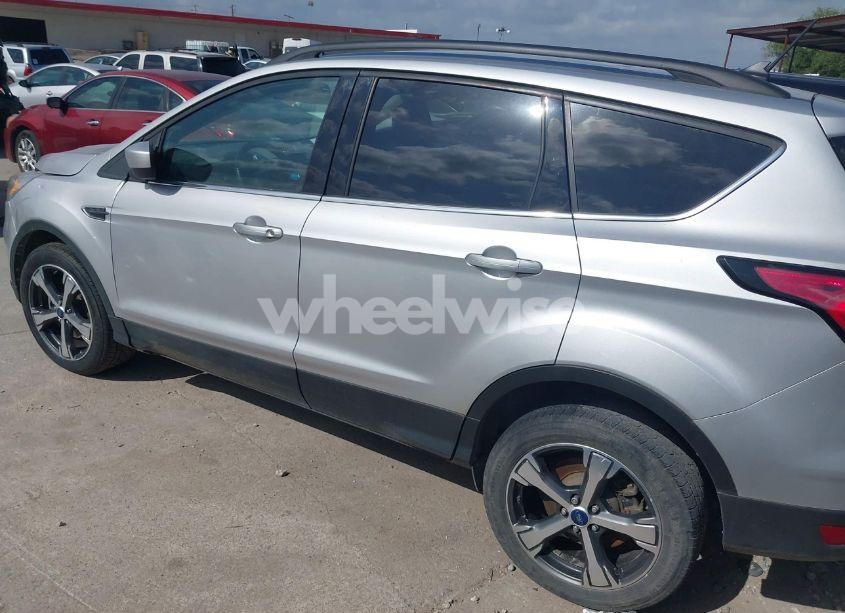 Photo 14 of 2018 Ford Escape SEL (VIN 1FMCU9HD6JUA16965)
