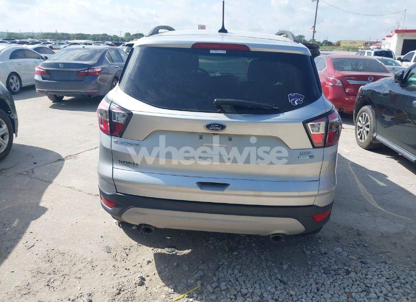 Photo 16 of 2018 Ford Escape SEL (VIN 1FMCU9HD6JUA16965)