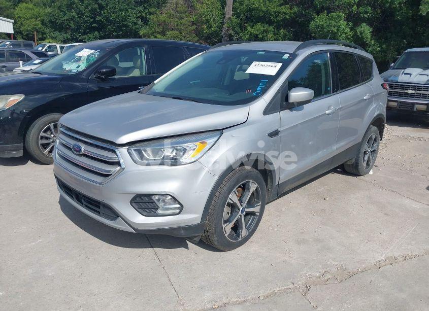 Photo 2 of 2018 Ford Escape SEL (VIN 1FMCU9HD6JUA16965)