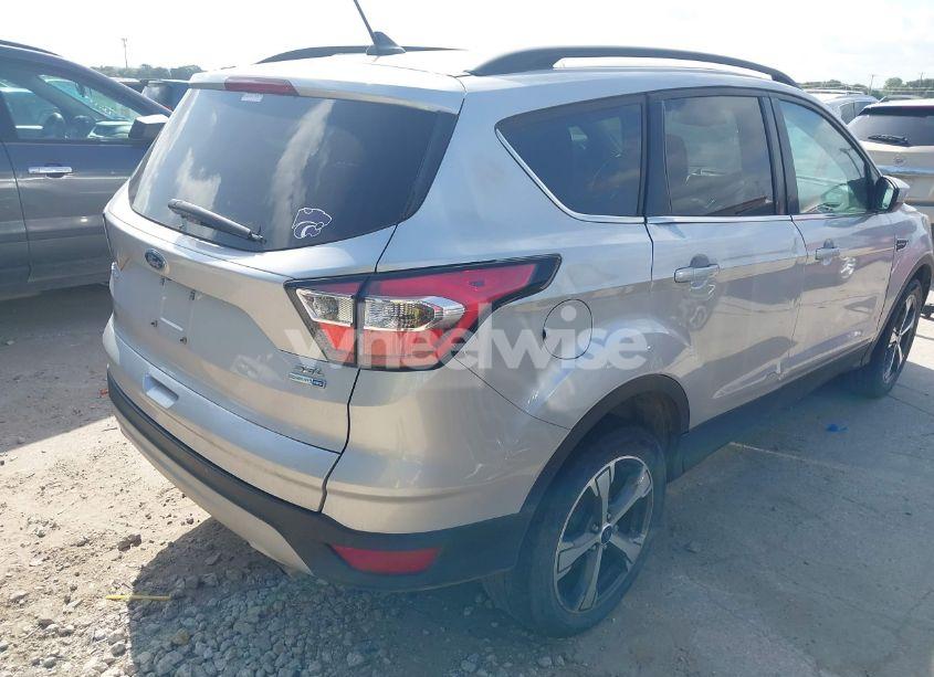 Photo 4 of 2018 Ford Escape SEL (VIN 1FMCU9HD6JUA16965)