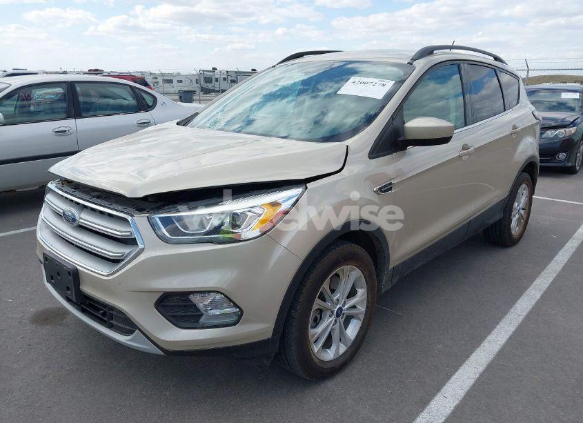 Photo 2 of 2018 Ford Escape SEL (VIN 1FMCU9HD6JUA21308)