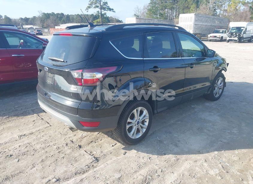 Photo 4 of 2018 Ford Escape SEL (VIN 1FMCU9HD6JUB65702)