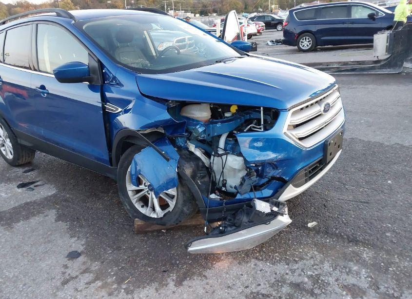 Photo 19 of 2018 Ford Escape SEL (VIN 1FMCU9HD6JUB87554)