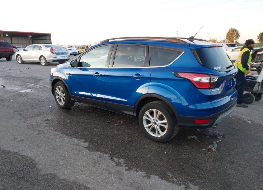 Photo 3 of 2018 Ford Escape SEL (VIN 1FMCU9HD6JUB87554)