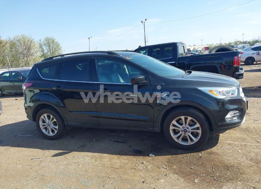 Photo 13 of 2018 Ford Escape SEL (VIN 1FMCU9HD6JUC77836)