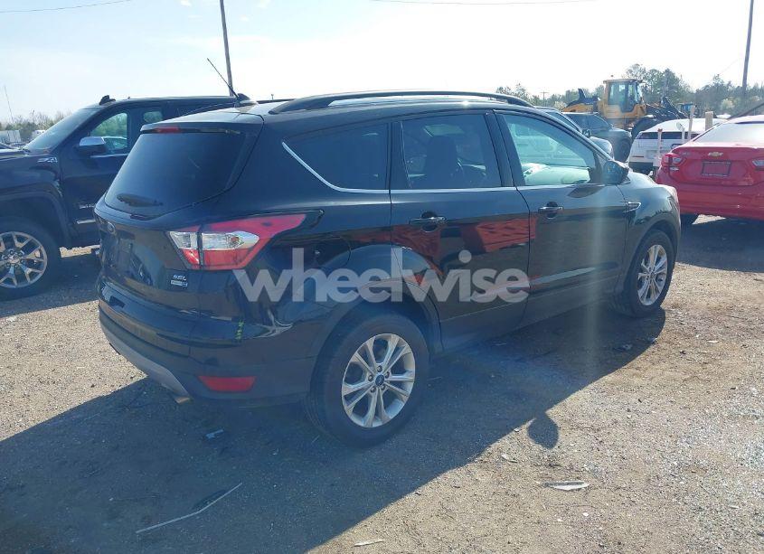 Photo 4 of 2018 Ford Escape SEL (VIN 1FMCU9HD6JUC77836)