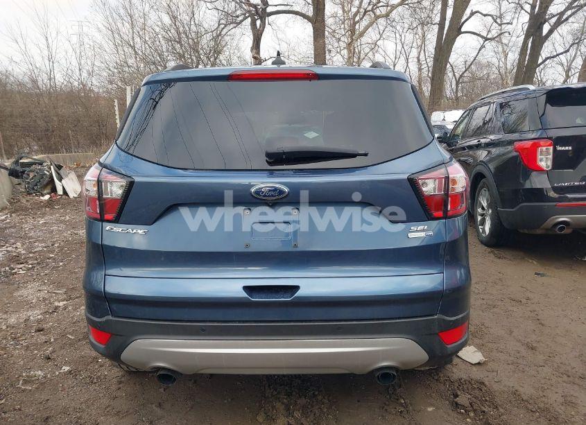 Photo 16 of 2018 Ford Escape SEL (VIN 1FMCU9HD6JUC79392)
