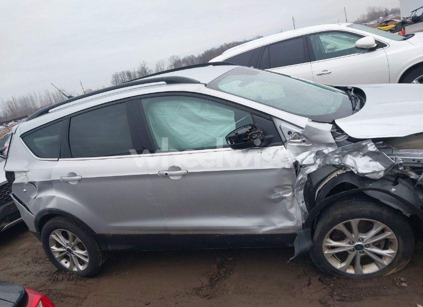 Photo 13 of 2019 Ford Escape SEL (VIN 1FMCU9HD6KUA24047)