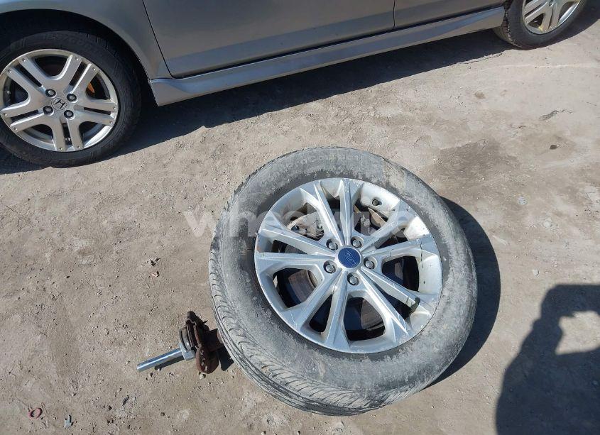 Photo 18 of 2019 Ford Escape SEL (VIN 1FMCU9HD6KUA93515)