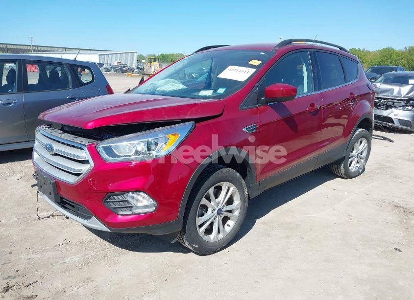 Photo 2 of 2019 Ford Escape SEL (VIN 1FMCU9HD6KUA93515)