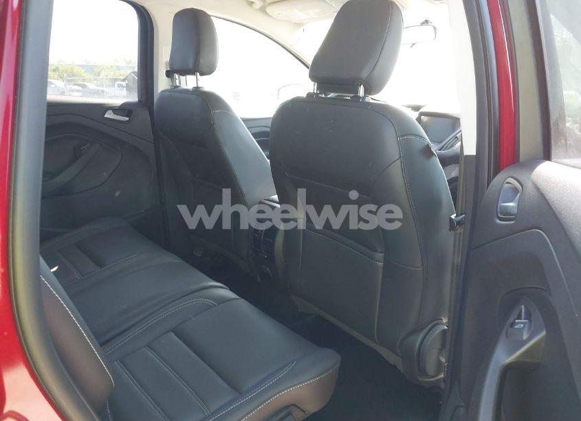 Photo 8 of 2019 Ford Escape SEL (VIN 1FMCU9HD6KUA93515)