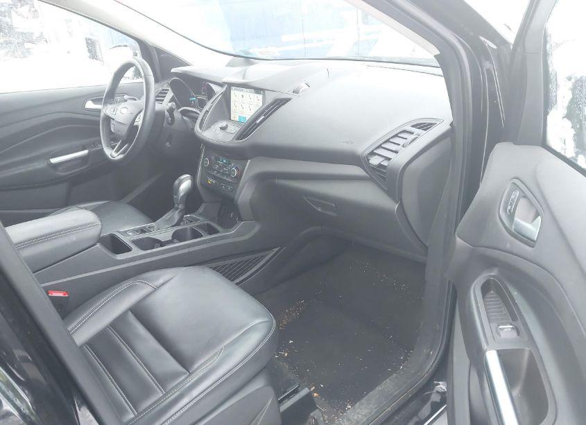 Photo 5 of 2019 Ford Escape SEL (VIN 1FMCU9HD6KUB42874)