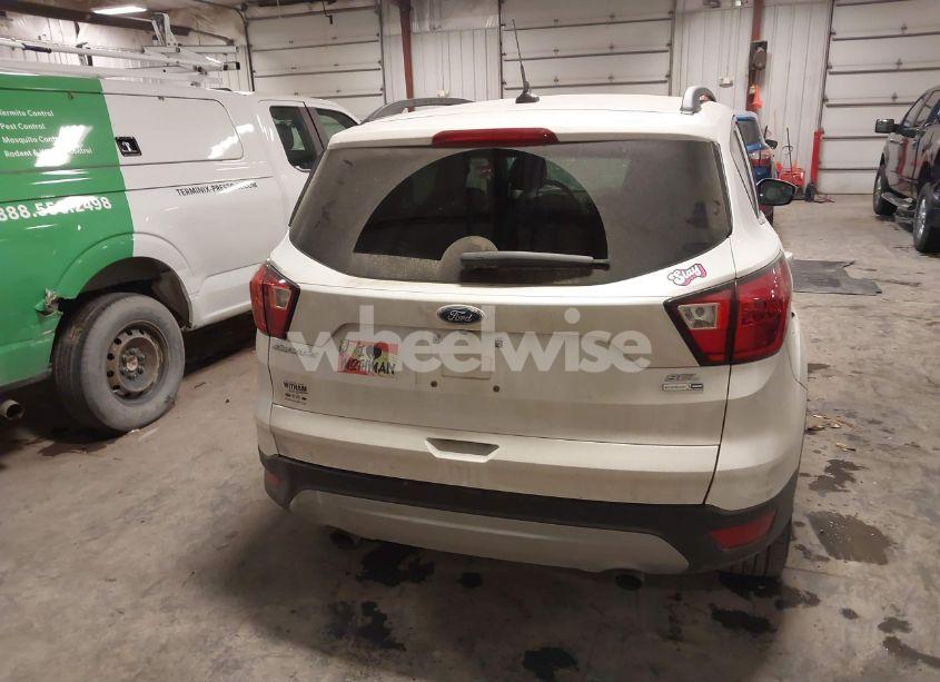 Photo 17 of 2019 Ford Escape SEL (VIN 1FMCU9HD6KUC22112)