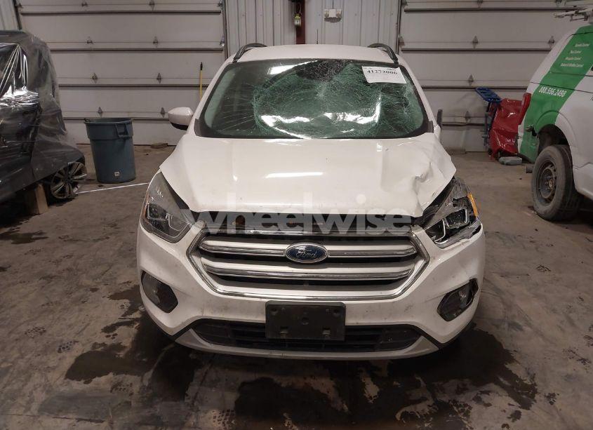 Photo 6 of 2019 Ford Escape SEL (VIN 1FMCU9HD6KUC22112)