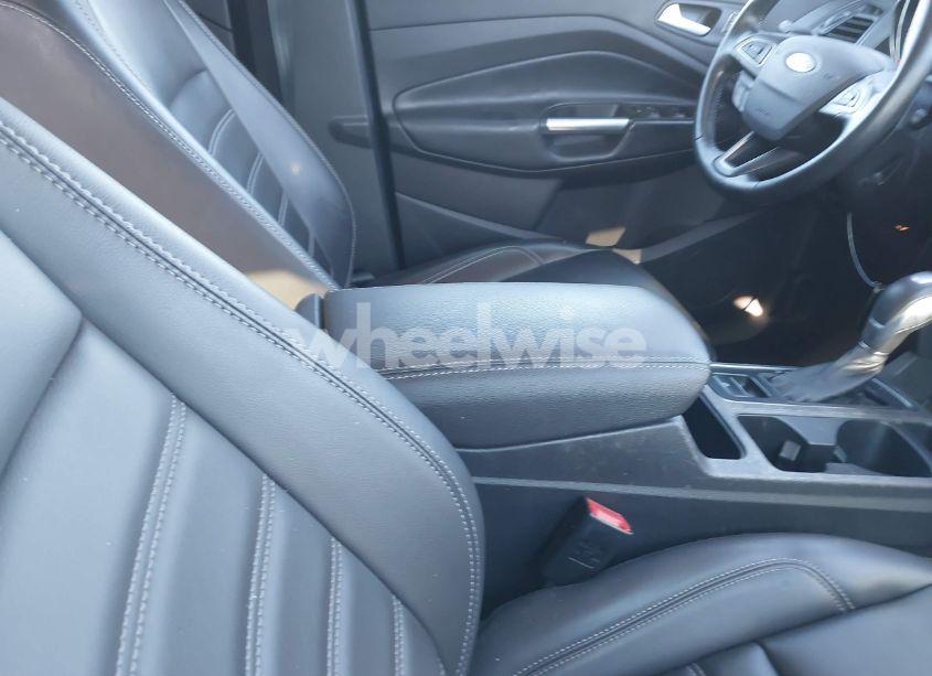 Photo 5 of 2019 Ford Escape SEL (VIN 1FMCU9HD6KUC55479)