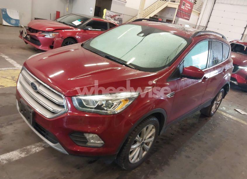 Photo 2 of 2019 Ford Escape SEL (VIN 1FMCU9HD6KUC56986)