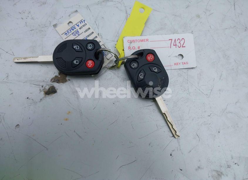 Photo 11 of 2018 Ford Escape SEL (VIN 1FMCU9HD7JUA33256)