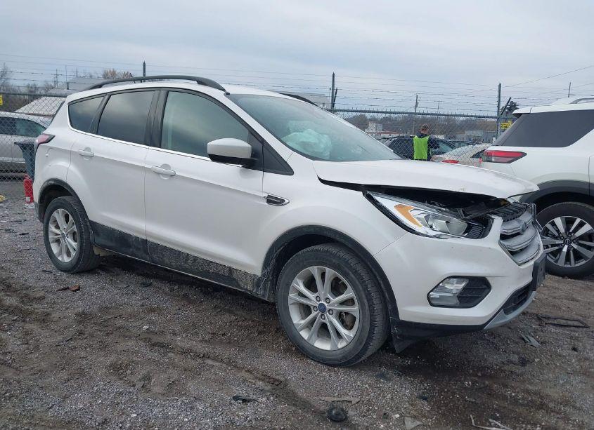 2018 Ford Escape SEL (VIN 1FMCU9HD7JUA80836) main photo