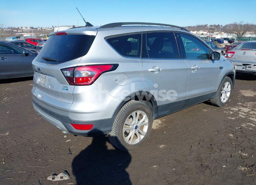 Photo 4 of 2018 Ford Escape SEL (VIN 1FMCU9HD7JUB51579)
