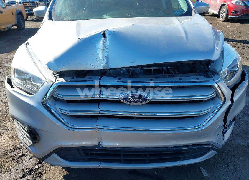 Photo 6 of 2018 Ford Escape SEL (VIN 1FMCU9HD7JUB51579)