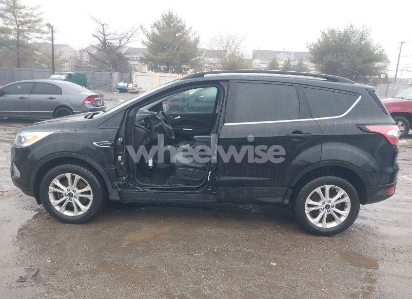 Photo 14 of 2018 Ford Escape SEL (VIN 1FMCU9HD7JUB78880)