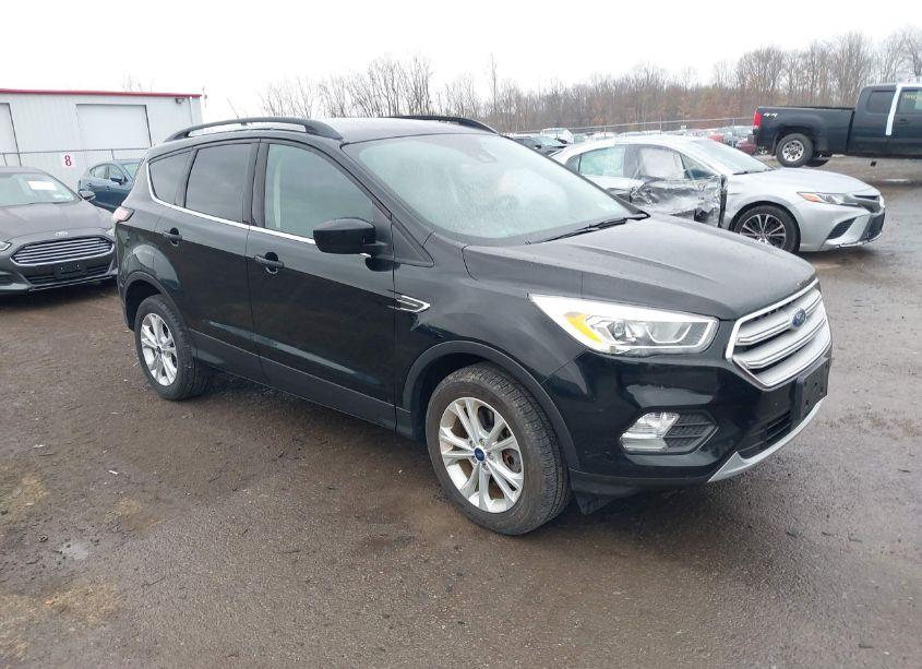 2018 Ford Escape SEL (VIN 1FMCU9HD7JUC45896) main photo