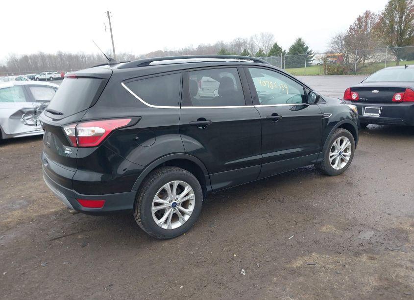 Photo 4 of 2018 Ford Escape SEL (VIN 1FMCU9HD7JUC45896)