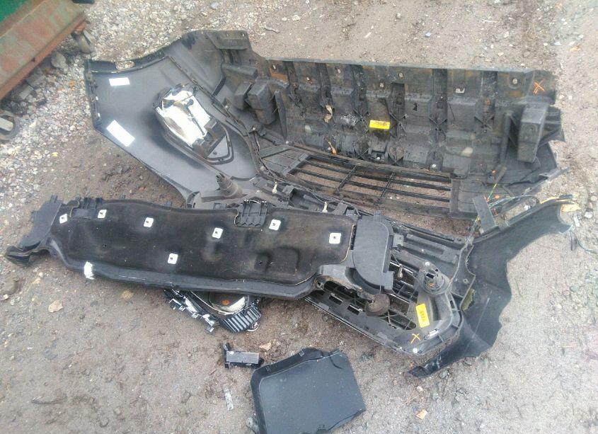 Photo 12 of 2018 Ford Escape SEL (VIN 1FMCU9HD7JUC98825)