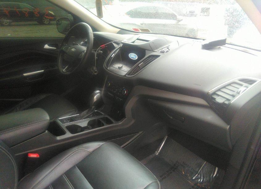 Photo 5 of 2018 Ford Escape SEL (VIN 1FMCU9HD7JUC98825)